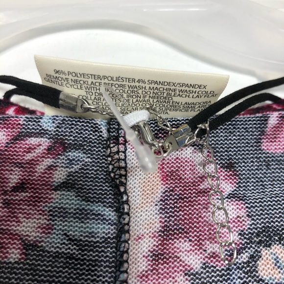 4/$25 Sale soft floral tunic top 3/4 sleeve - Picture 4 of 8